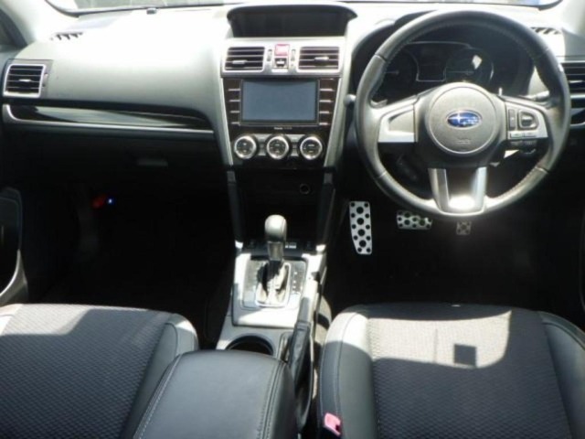 Subaru FORESTER 2018 8079839-3