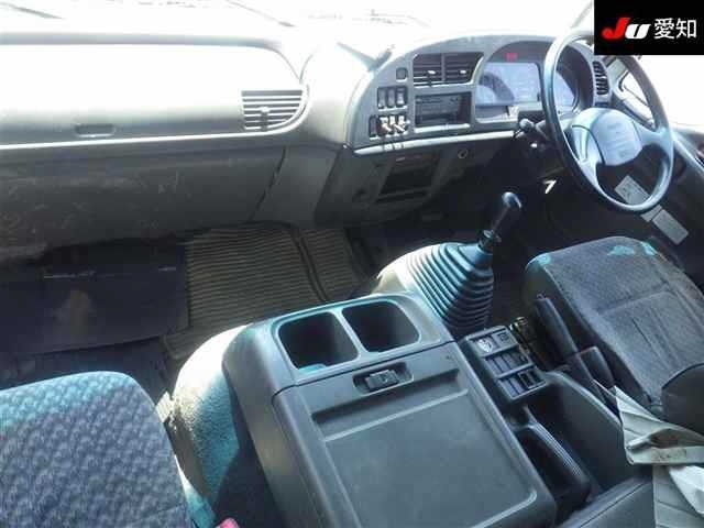 Isuzu FORWARD 2001 8086111-3