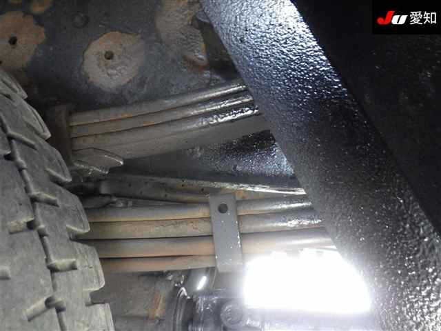 Isuzu FORWARD 2001 8086111-7