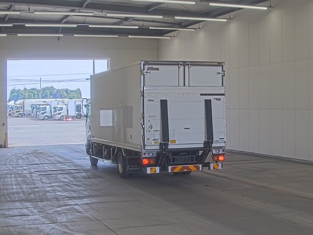 Isuzu FORWARD 2017 8086119-1
