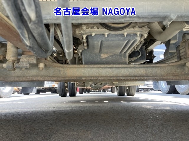 Isuzu FORWARD 2009 8086126-11
