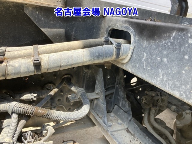 Isuzu FORWARD 2009 8086126-18