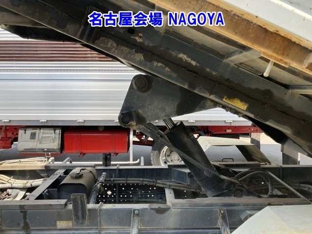 Isuzu FORWARD 2009 8086126-20