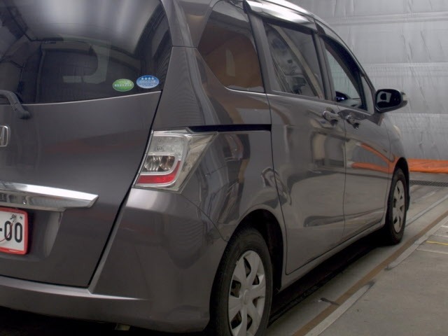Honda FREED 2013 8079182-5