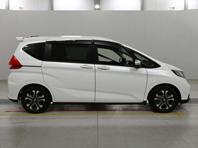 Honda FREED 2022 8079228-3