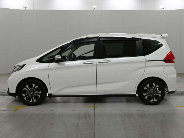 Honda FREED 2022 8079228-4