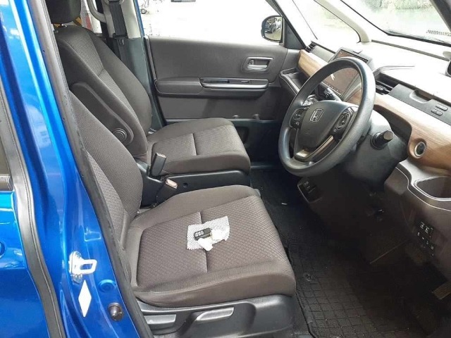 Honda FREED 2023 8079230-8