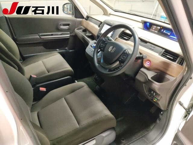 Honda FREED 2022 8079253-3