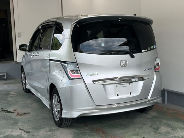 Honda FREED 2012 8079276-1