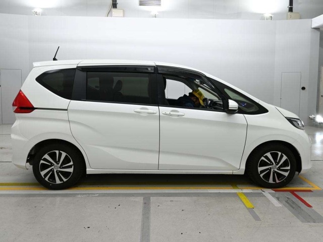 Honda FREED 2018 8079343-3