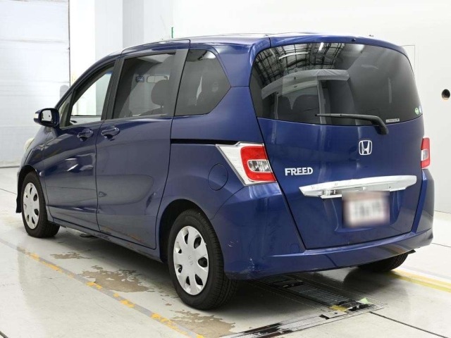 Honda FREED 2015 8079385-6