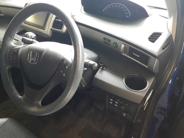Honda FREED 2015 8079385-9