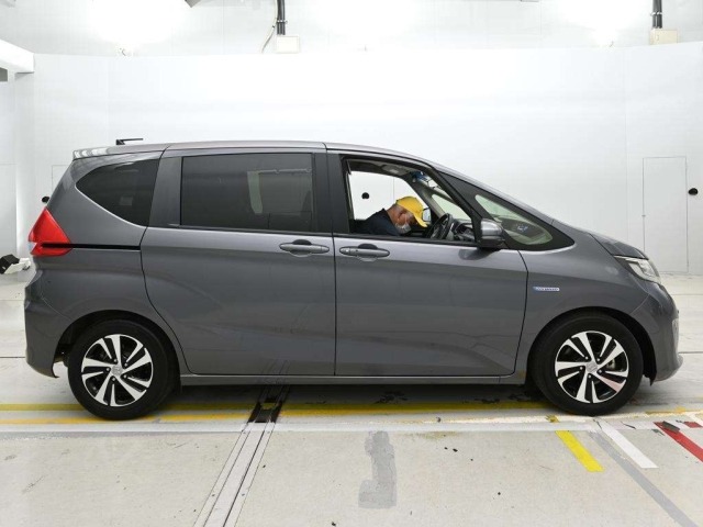 Honda FREED 2017 8079396-3