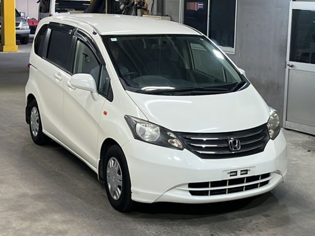 Honda FREED 2009 8079434-4