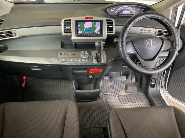 Honda FREED 2013 8079435-3
