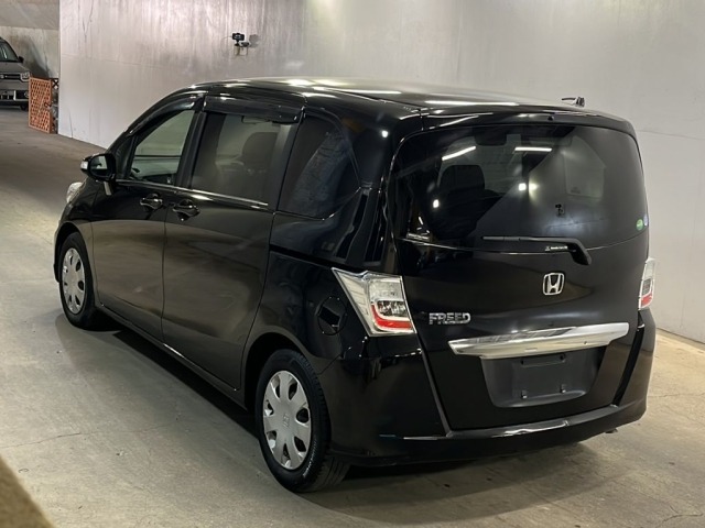 Honda FREED 2013 8079459-1