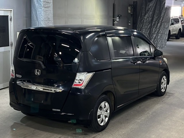 Honda FREED 2013 8079537-5