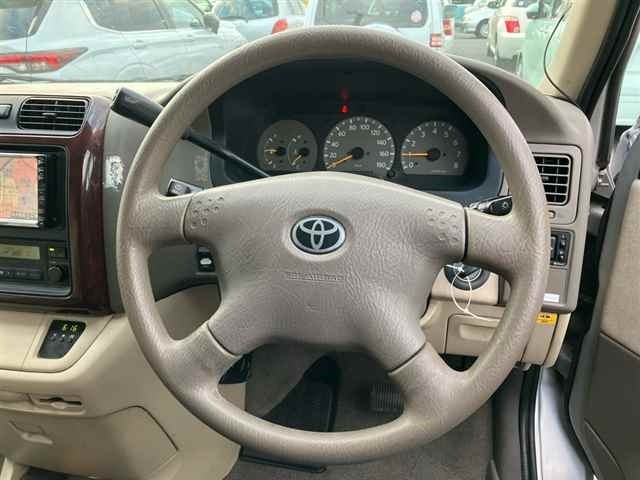 Toyota GRAND HIACE 2004 8084985-3