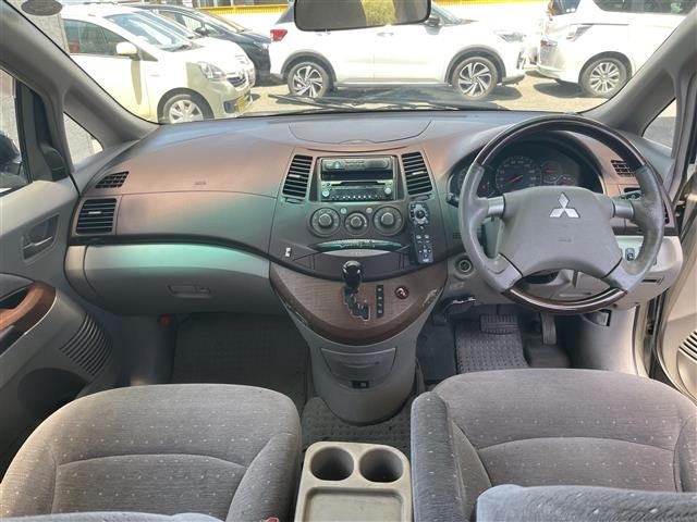 Mitsubishi GRANDIS 2004 8080159-2