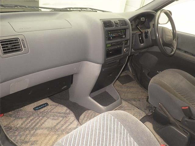 Toyota GRANVIA 1996 8086173-4