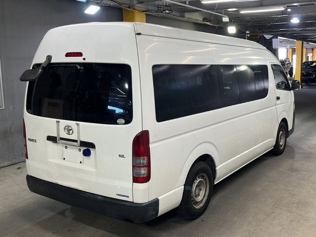 Toyota HIACE COMMUTER 2015 8083213-5