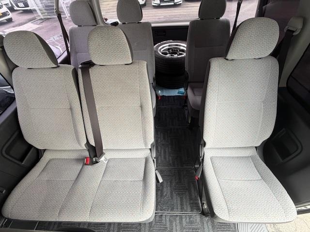 Toyota HIACE COMMUTER 2015 8083234-22