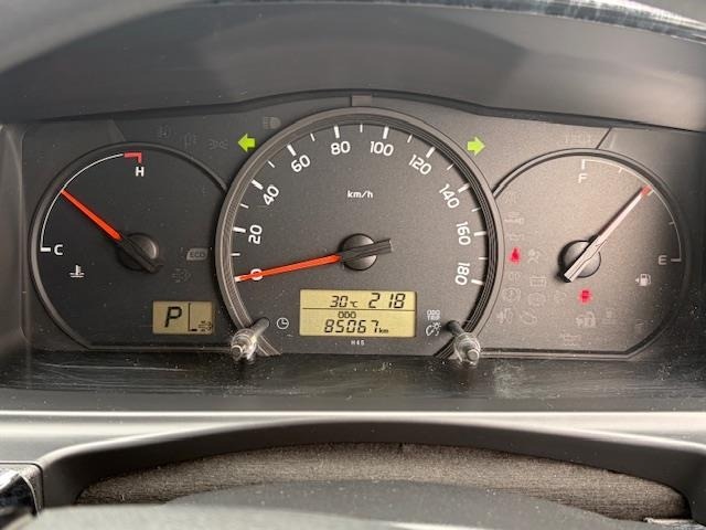 Toyota HIACE COMMUTER 2015 8083234-9