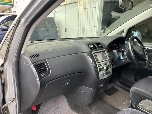 Toyota IPSUM 2003 8083478-9