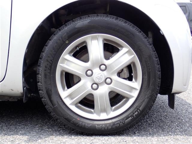 Toyota IQ 2009 8082908-16