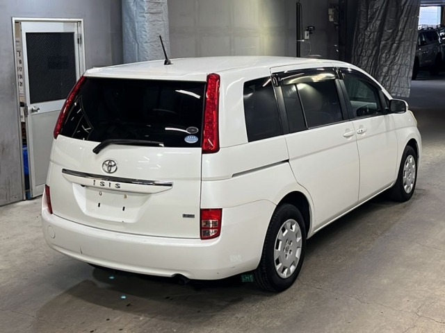 Toyota ISIS 2010 8084805-5