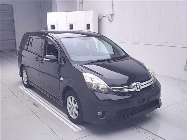 Toyota ISIS 2011 8084816-0