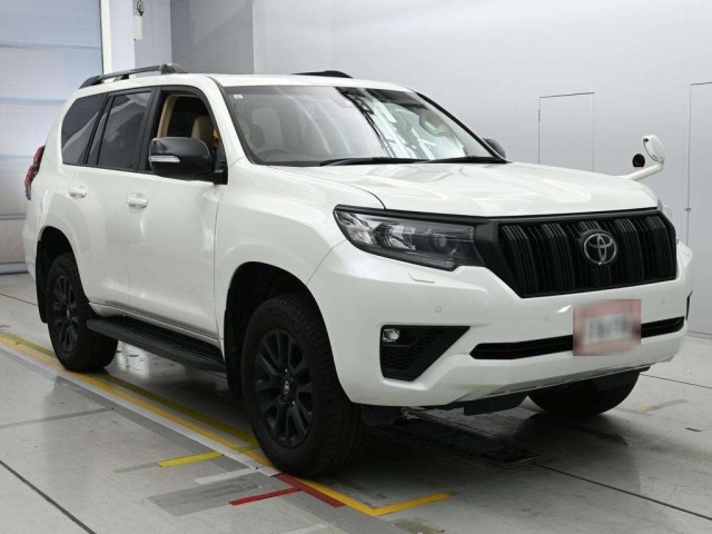 Toyota LAND CRUISER PRADO 2023 8084603-5