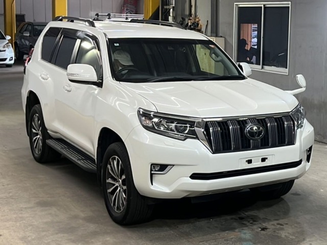 Toyota LAND CRUISER PRADO 2018 8084610-4