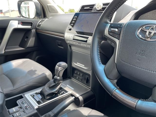 Toyota LAND CRUISER PRADO 2023 8084906-16