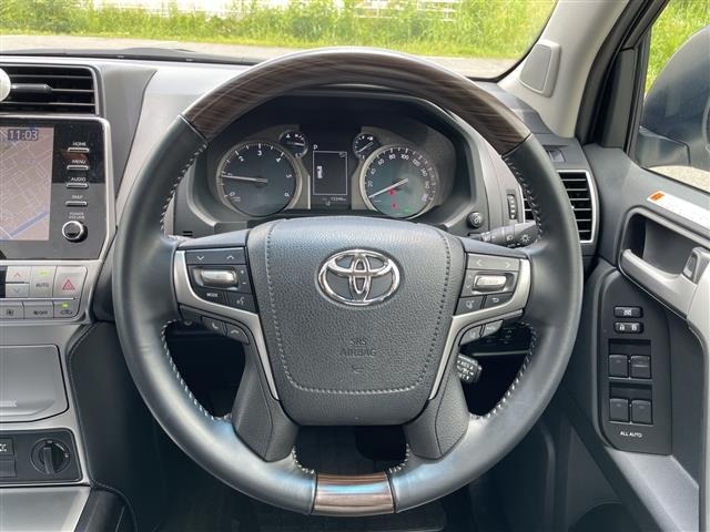 Toyota LAND CRUISER PRADO 2023 8084906-17
