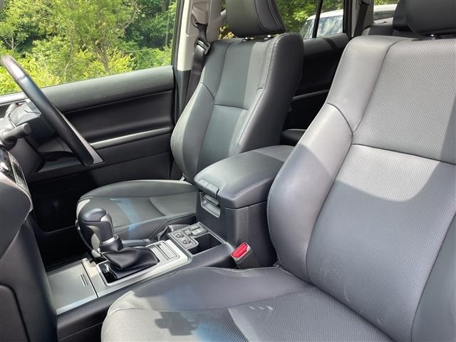 Toyota LAND CRUISER PRADO 2023 8084906-6