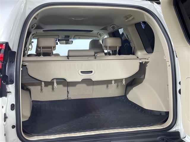 Toyota LAND CRUISER PRADO 2023 8084910-11