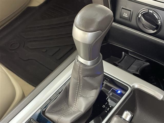 Toyota LAND CRUISER PRADO 2023 8084910-20