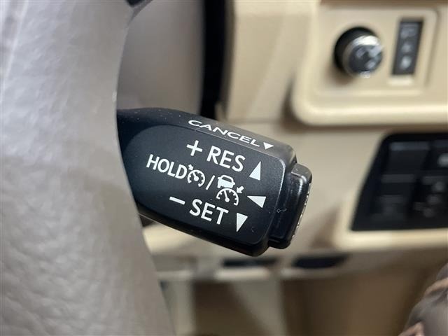 Toyota LAND CRUISER PRADO 2023 8084964-8