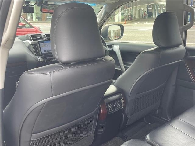 Toyota LAND CRUISER PRADO 2017 8084965-10