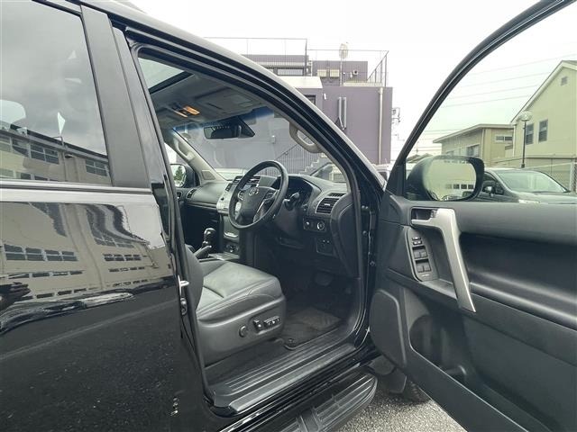 Toyota LAND CRUISER PRADO 2023 8084973-8