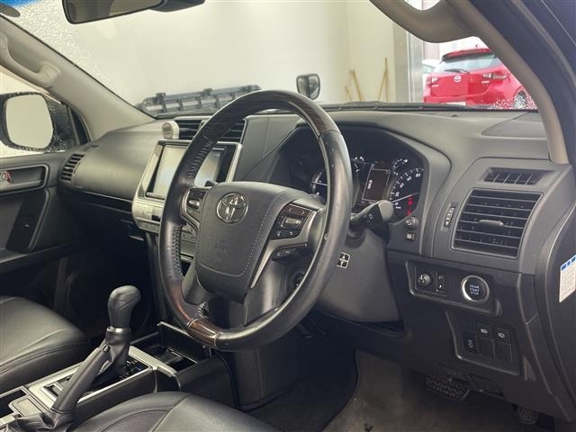 Toyota LAND CRUISER PRADO 2017 8084977-1