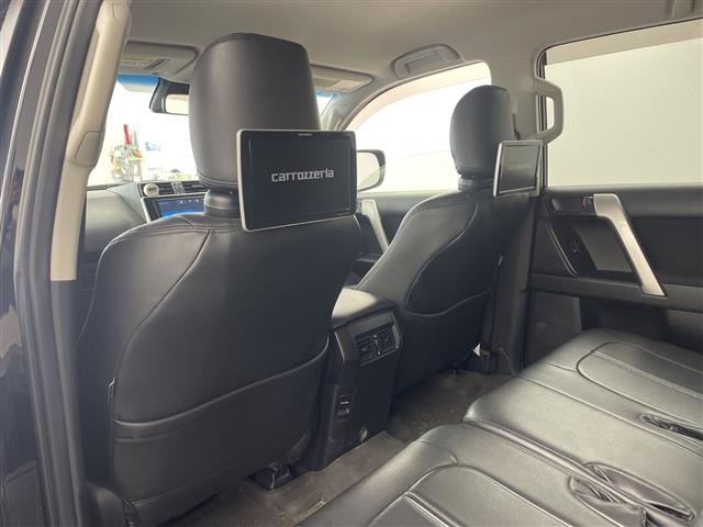 Toyota LAND CRUISER PRADO 2017 8084977-11