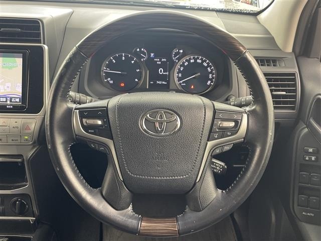 Toyota LAND CRUISER PRADO 2017 8084977-6