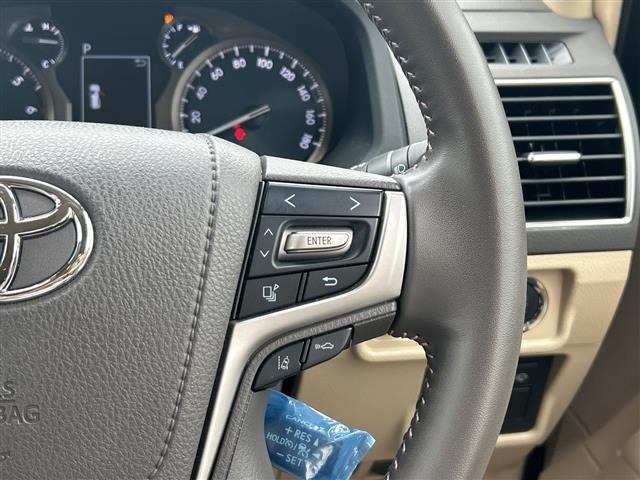 Toyota LAND CRUISER PRADO 2023 8084980-3