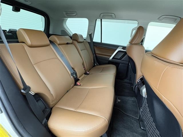 Toyota LAND CRUISER PRADO 2021 8084982-4