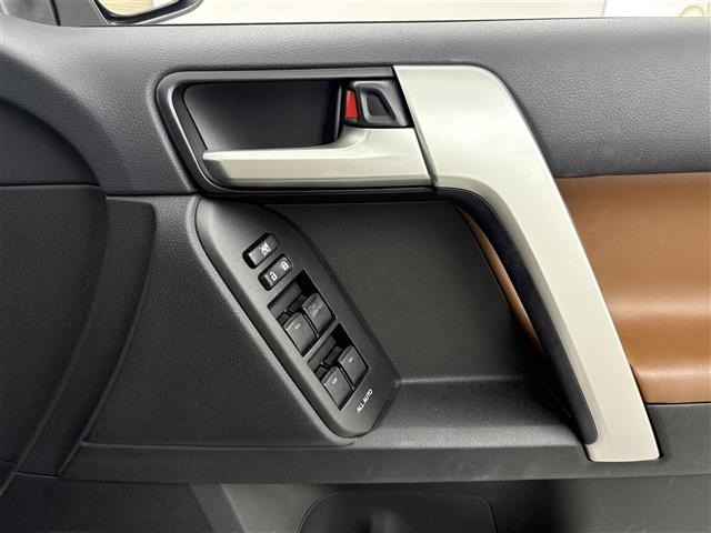 Toyota LAND CRUISER PRADO 2021 8084982-7