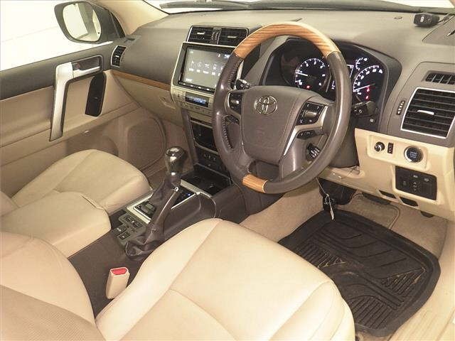 Toyota LAND CRUISER PRADO 2018 8084988-3