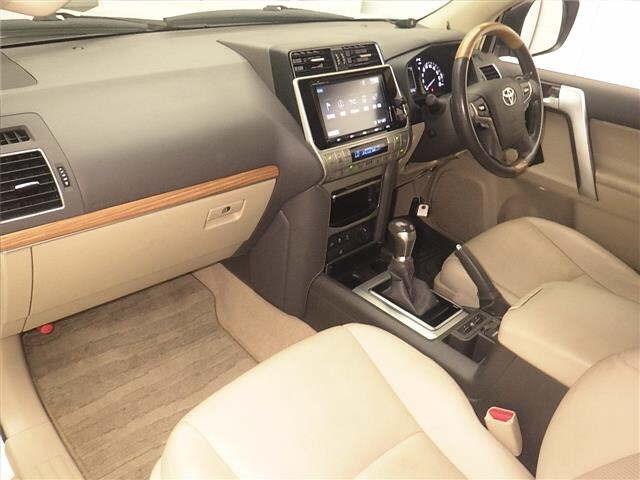Toyota LAND CRUISER PRADO 2018 8084988-4