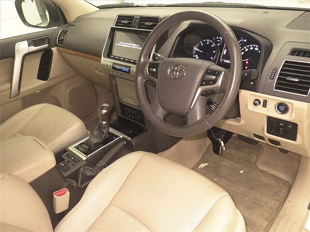 Toyota LAND CRUISER PRADO 2021 8084990-3